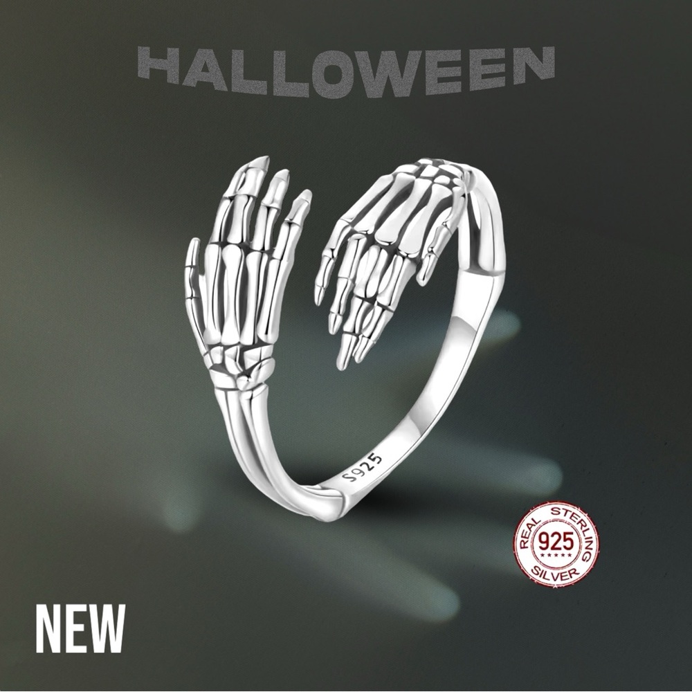 New 925 Sterling Silver Halloween Vintage Skeleton Hand Ring - Picture 1 of 8